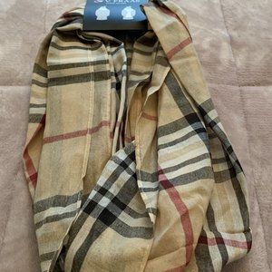 NWT Plaid Loop Scarf by V. Fraas